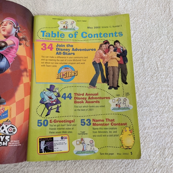 Disney Adventures Magazine May 2002 New Crash Bandicoot Game Tips Lizzie McGuire - Picture 3 of 10